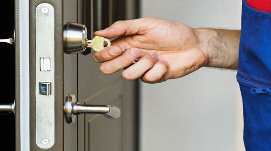 depannage-serrure-et-ouverture-de-porte-en-urgence-a-jurbise